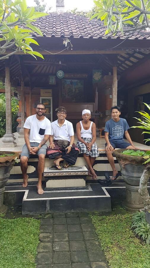 ホテル Local Family House パヤンガン エクステリア 写真
